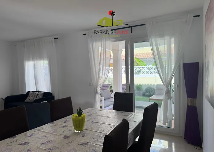 فيلة Golden Park