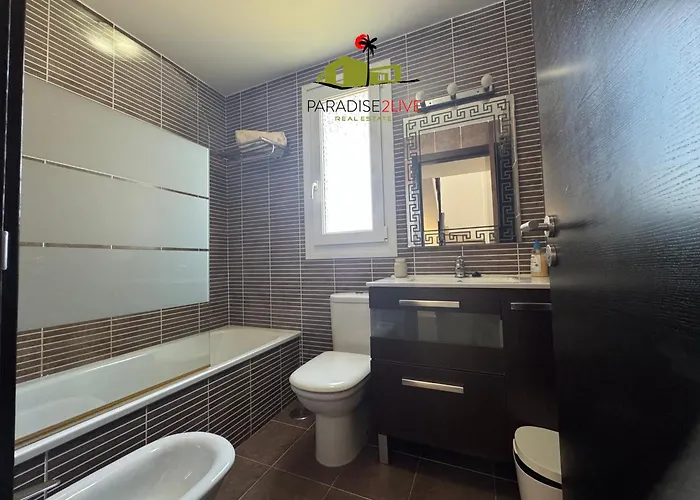 فيلة Golden Park